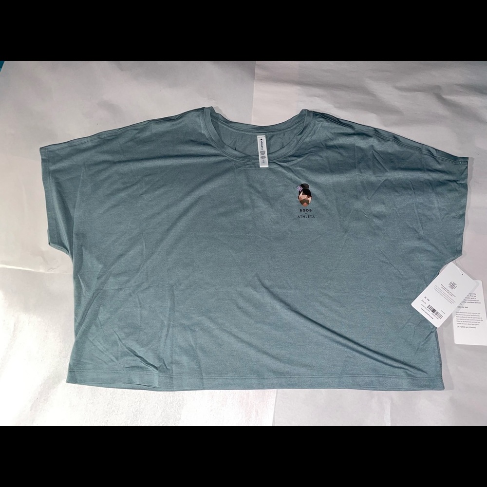Athleta NWT green crop top